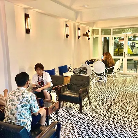 Forgotten Hostel Silom-2